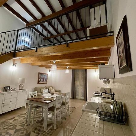 A Casa Di Dora Lägenhet Bari Exteriör bild