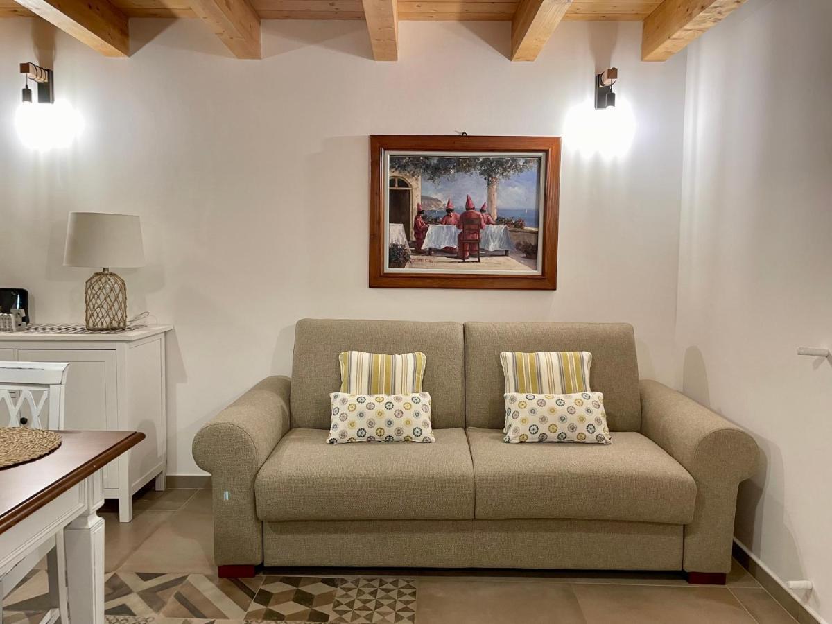 A Casa Di Dora Lägenhet Bari Exteriör bild