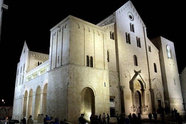 A Casa Di Dora Lägenhet Bari Exteriör bild